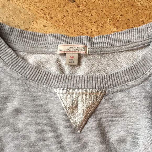 GAP long sleeve - Picture 3 of 3